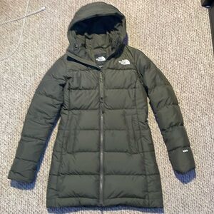 Army green Womans north face parka size smalll